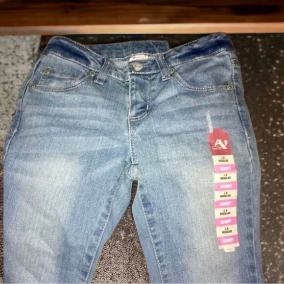 Arizona NWT Jeans Adjustable Waistband Distressed Skinny Jeans Girl’s L REG 6 - Picture 7 of 14
